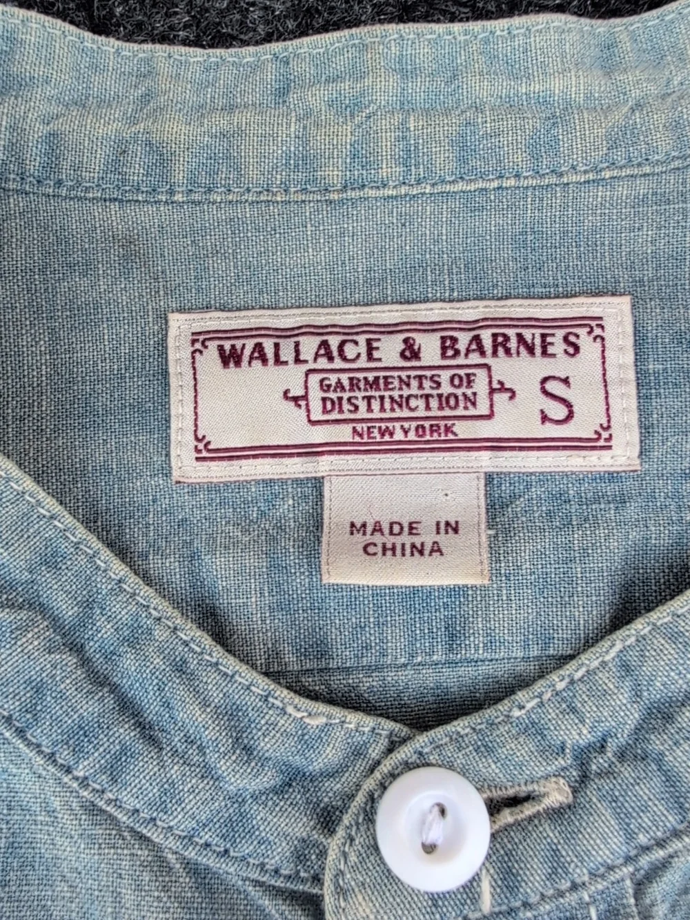 J Crew Wallace & Barnes Shirt Mens Small Blue Chambray Long Sleeve Button Up